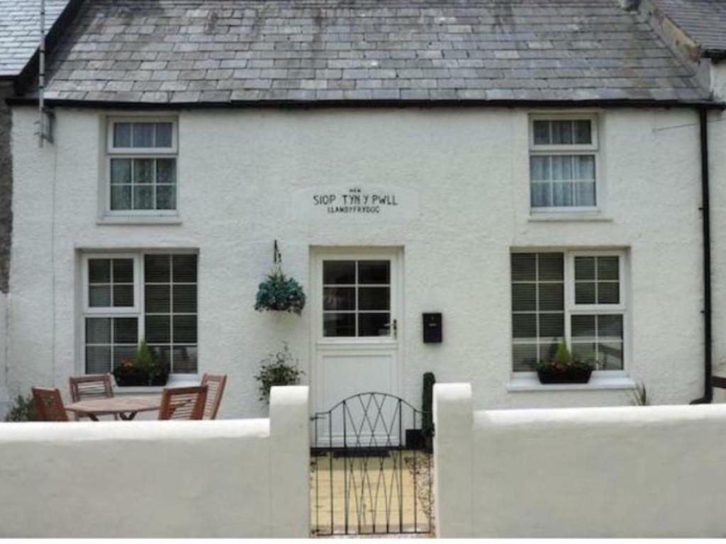 Villa The Old Shop Llandyfrydog Exterior foto